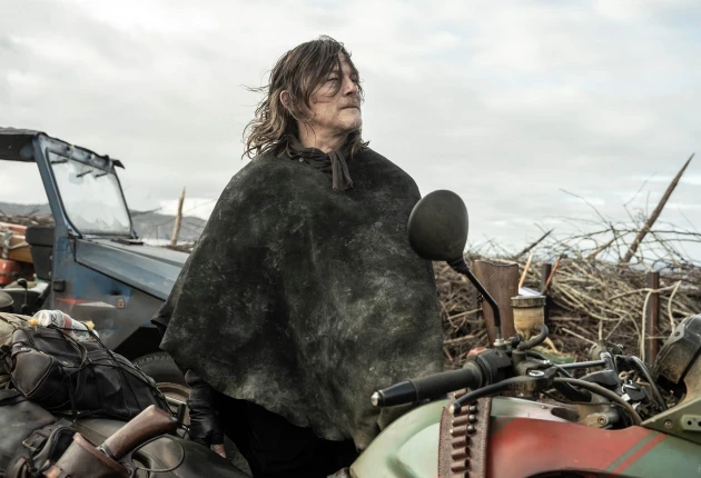 Момент из 3 сезона 7 серии сериала Ходячие мертвецы Дэрил Диксон